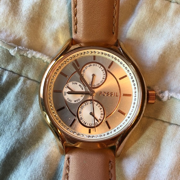 Fossil Rhinestone Watch with Tan Leather Band batt - Picture 5 of 14